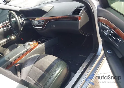 2008 Mercedes-Benz S 63 Amg z USA, uszkodzony, nr VIN WDDNG77X38A144036